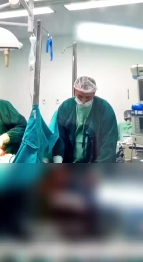 Anestesiólogo abusa de una embarazada en plena cesárea