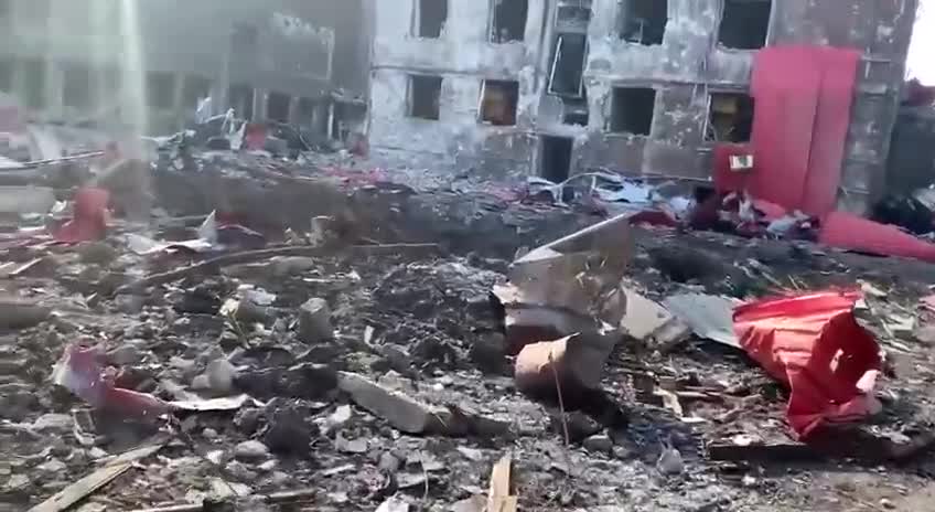 Současný stav oceláren v Azovstalu v Mariupolu