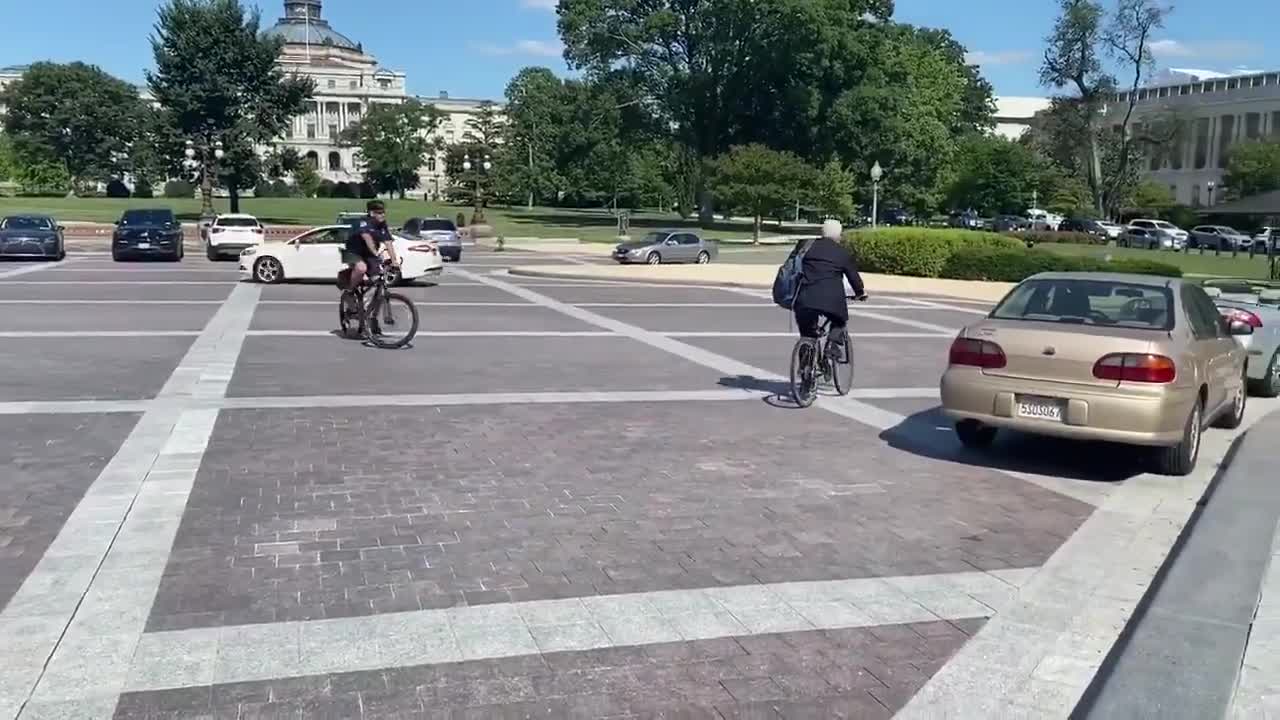 Jim Acosta gets humiliated
