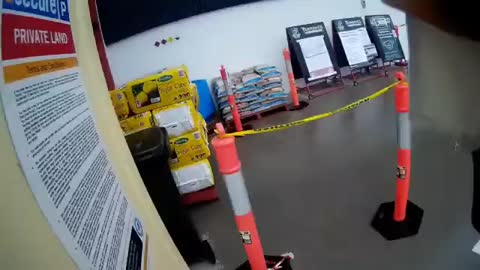 Withholding food and goods from a population is a war crime