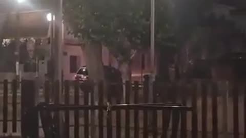 Χειροπέδες σε αστυνομικούς