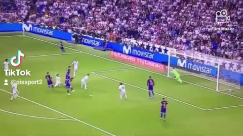 Cr 7 reaction when Messi scores