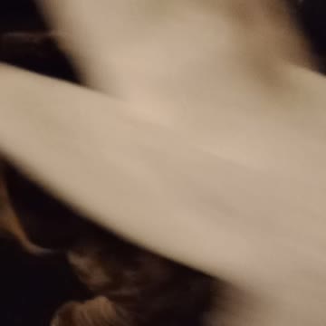 Easter Bunny 🐰 Scares TESLA!!