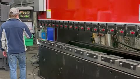 220 Ton X 14' Amada HFB CNC Press Brake