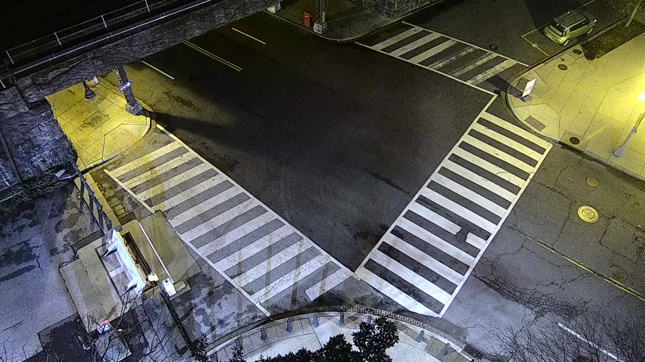 3821FHOBRFSouthwestRoof_2021-01-06_03h49min51s100ms.mp4