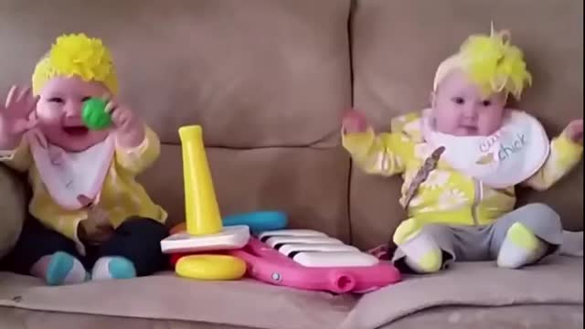 Funny babies . Funny kids ! Watch to the end !