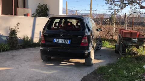 Shperthimi Pellumb Shpati