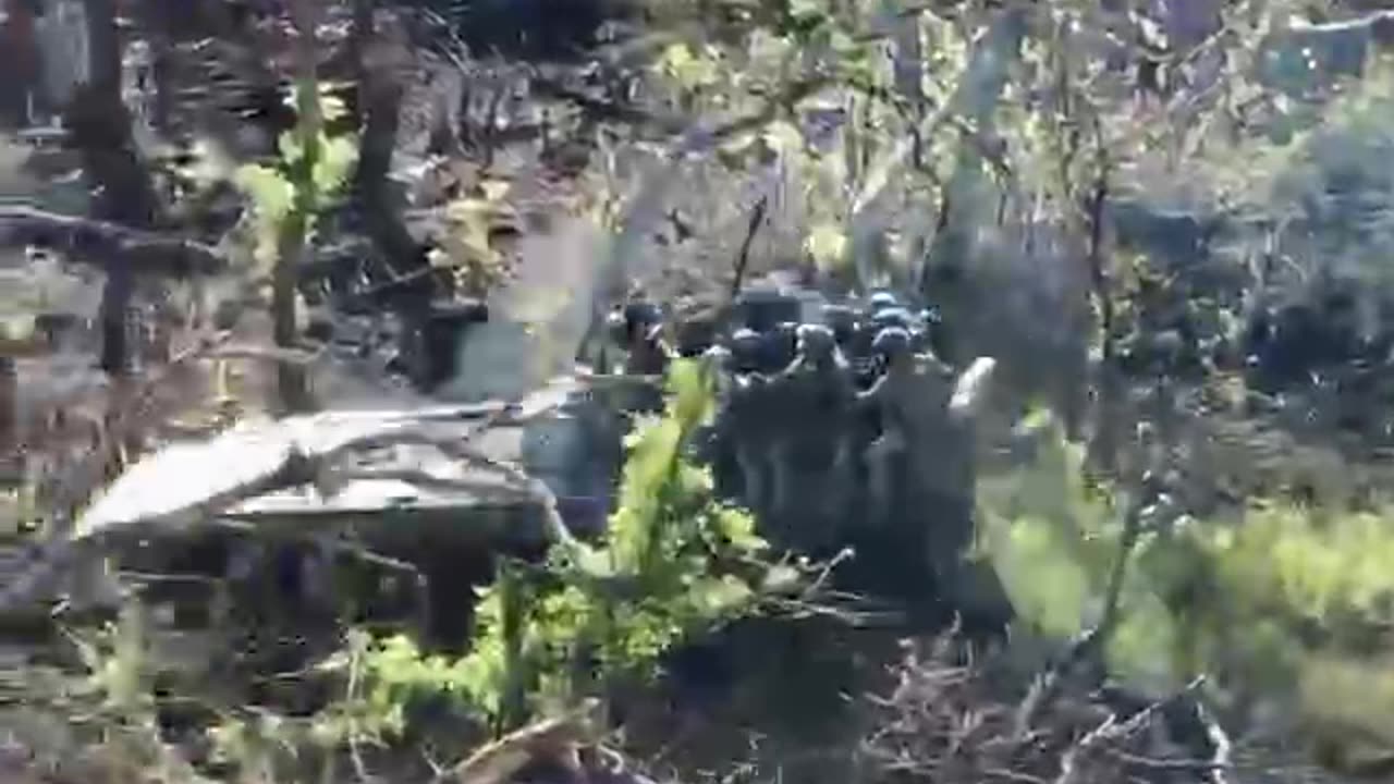 Bakhmut. Soldiers of the 30th Mechanized Brigade go to work clearing Russian positions.