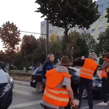 People are tired of climate activists.