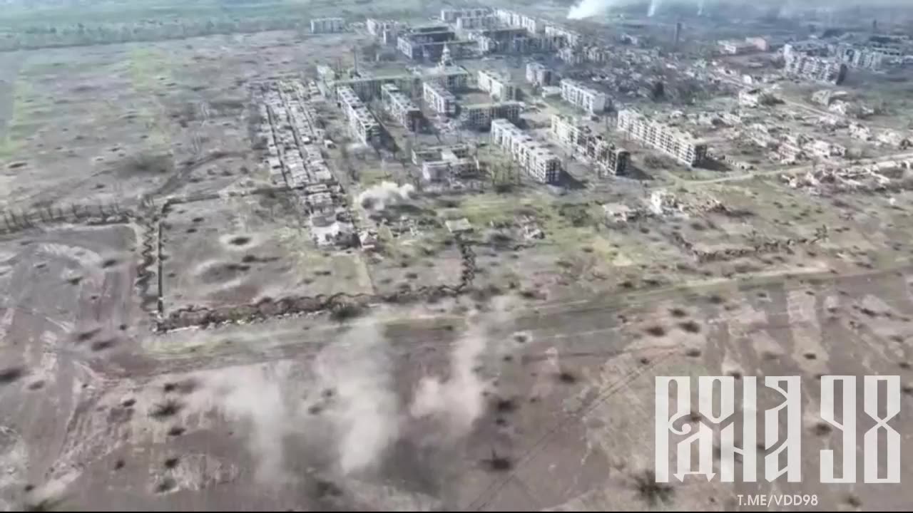 Russian Artillery Covers AFU Positions in Chasov Yar