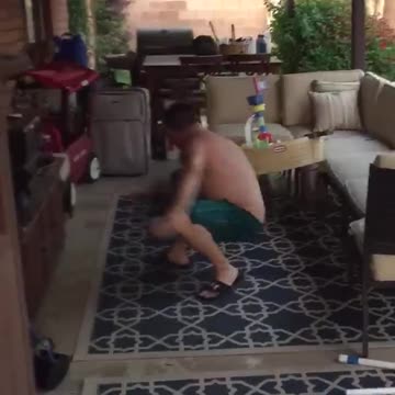 Fanático de los cavs lastimado durante celebración del campeonato de la NBA