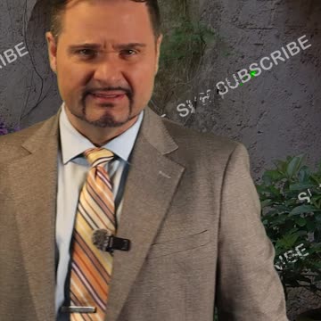 Итальянские жесты руками! Это означает «Уйди из моей кухни»