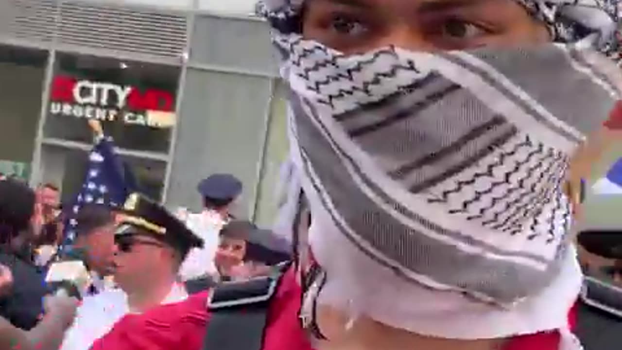 NYC Hamas supporter says that America should be “burned down.”