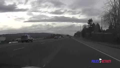 High Speed Police Chase Ends With Clean PIT Maneuver