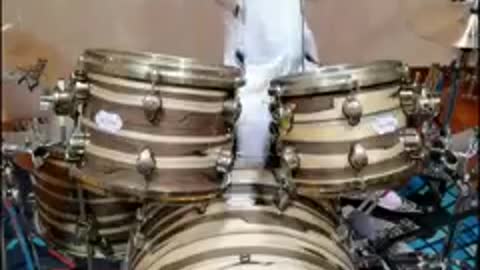 Watch How Talent of This Little Future Star Playing Drum