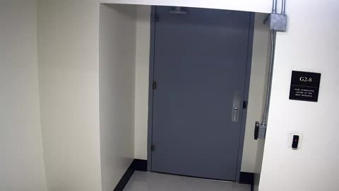 6028RHOBG2G2-8WestVestibule_2021-01-06_21h00min02s563ms.mp4