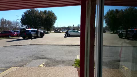 Irving police shoot robber/hostage taker