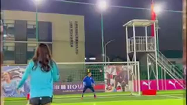 Thunder kick hot girl and football
