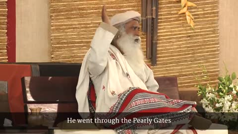 Should You Pray To God? Sadhguru’s Answer is Eye-opening