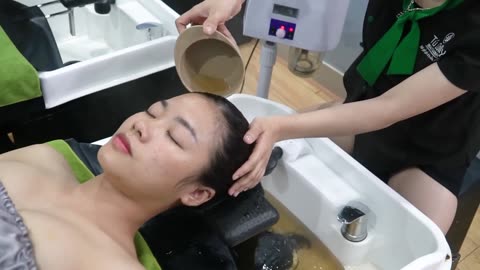 [ASMR] Relax Everyday With Linn Spa Vietnam | massage to help lift the number 1 chest muscles in VN