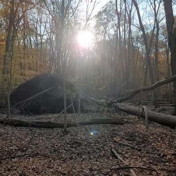 Beautiful sunrise in nature. Beau lever de soleil dans la nature.