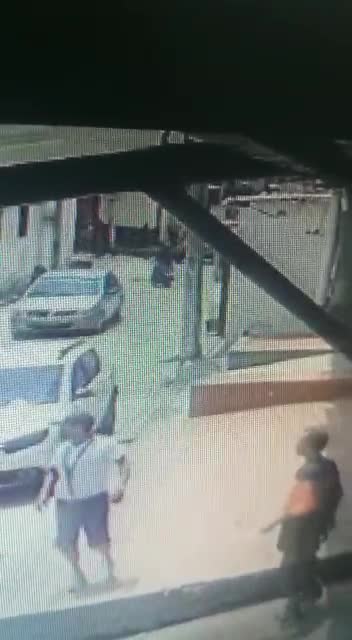 Video: Sicarios llegaron hasta una vivienda en Piedecuesta y mataron a un hombre