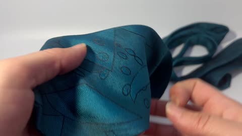 Vintage Envoy Limited Edition Dark Teal Abstract Design Polyester Tie 57.25" x 3.50"
