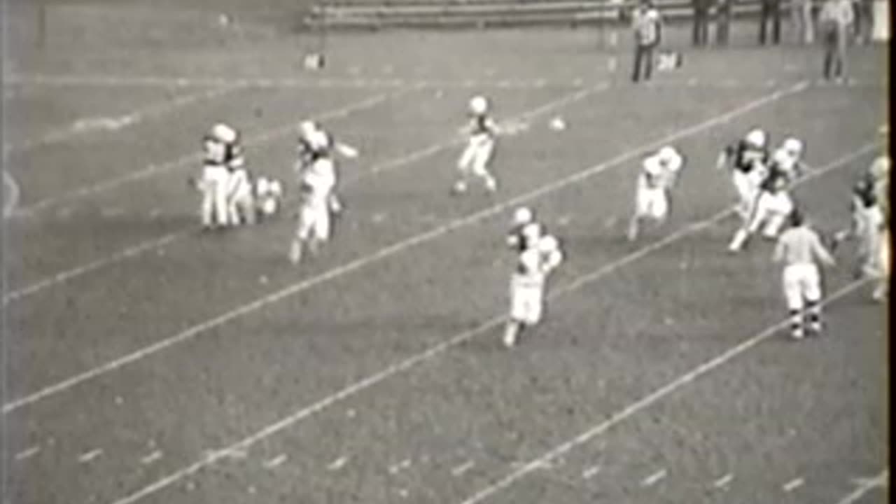 1975 TUFTS VS AMHERST