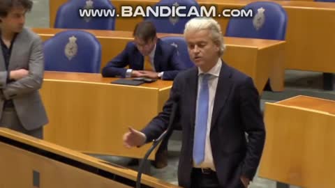 Geert Wilders vind het een ongekende schande dat Kaag afwezig is