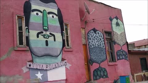 Walking the Polanco neighborhood of Valparaiso Chile to see Murals