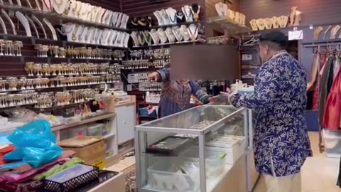 News Break: I keep thinking the lady is Nikki Haley