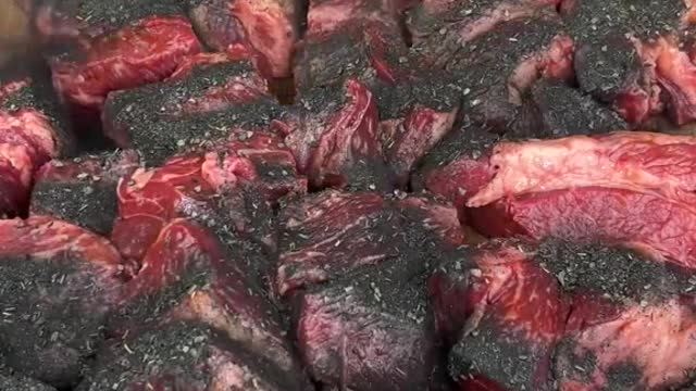 Burnt ends for the Bills 🥩 #tailgateszn #burntends #grilling