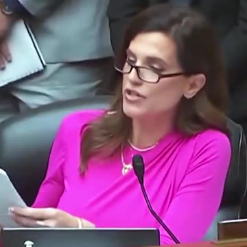 THE WAY YOU FEEL WHEN WATCHING FAKE NEWS EACH DAY 🙄📰