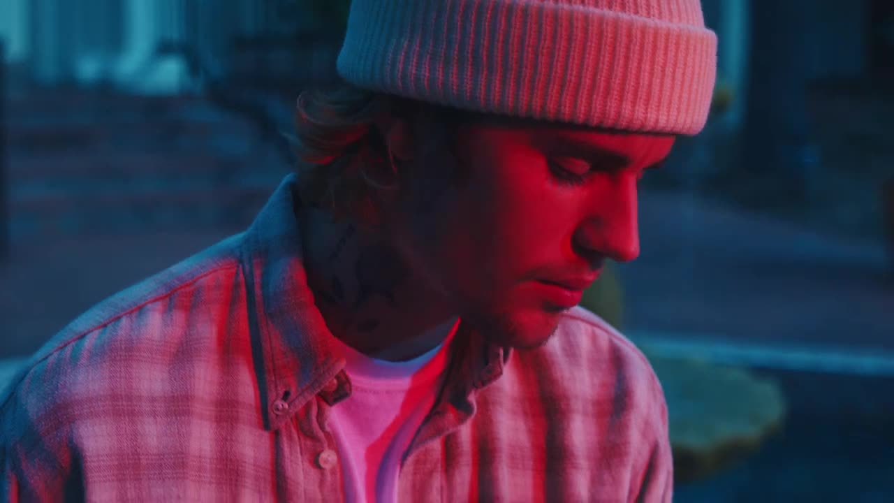 Justin Bieber - Hold On