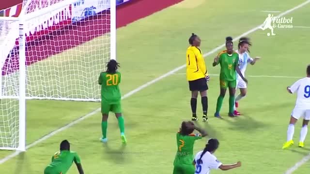Craziest Moments in Women's Football...hahahaš¤£
