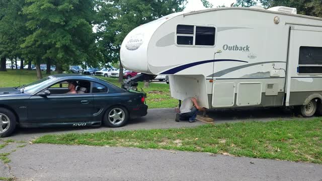 Car Struggles to Tow Huge Camper