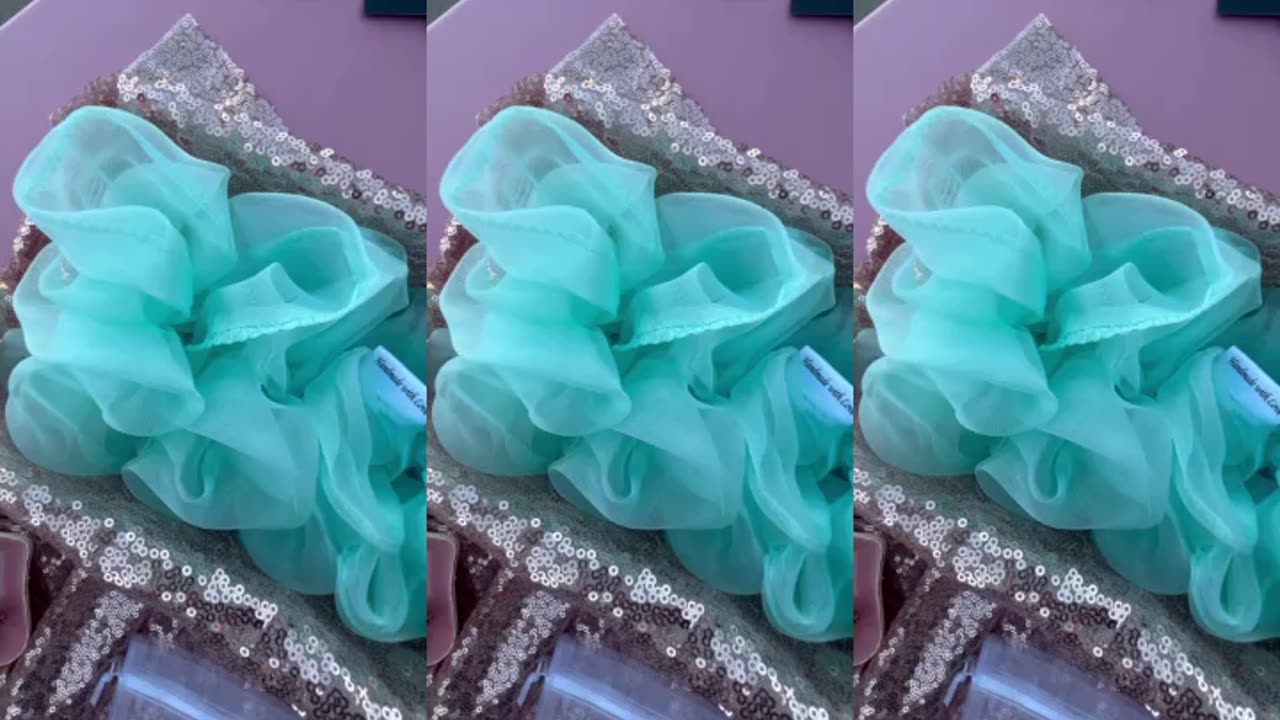 🌸Calling all scrunchie lovers 🌸