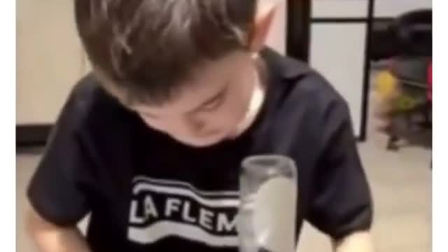 A little boy Use mind 2021-22