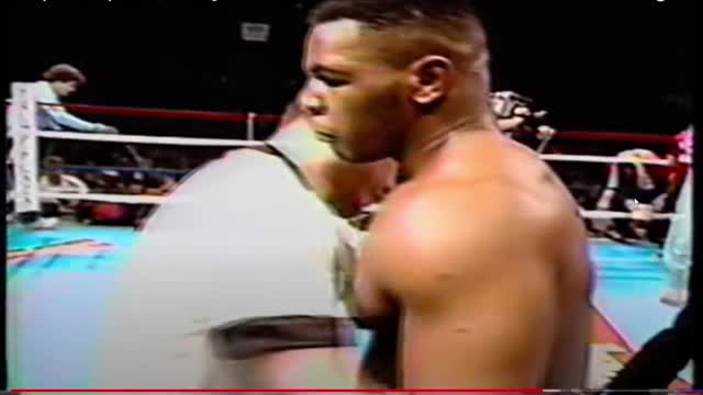 Tyson vs Holmes Round 3