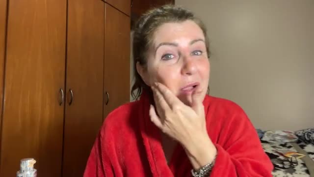 Passe pra dormir nas Rugas e acorde com a Pele lisinha.