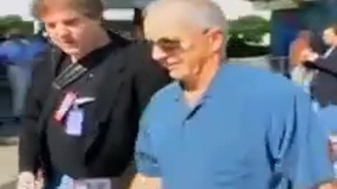 "Astronauts Gone Wild" 👨‍🚀🕵‍♂️