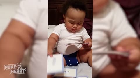 Super Smart Baby Can Already Read at 19 Months