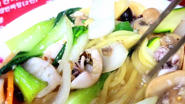 Korean White jjam-ppong!