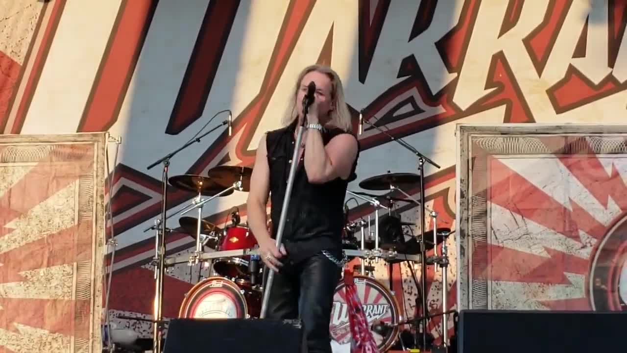 Warrant "I Saw Red"
