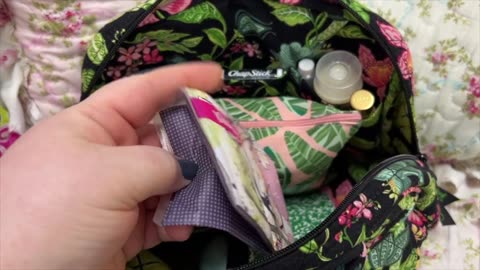 What's in my Vera Bradley Lola Small Bowler Bag in Botanica