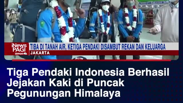 Tiga Pendaki Indonesia BerhasilJejakan Kaki di PuncakPegunungan Himalaya