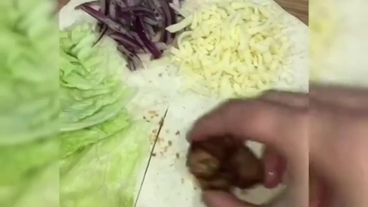 "Savory Chicken Wrap: Quick & Easy Recipe for a Delicious Meal!"