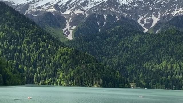 Mountain 🏔 Ritsa and the lake of glacial-tectonic origin…