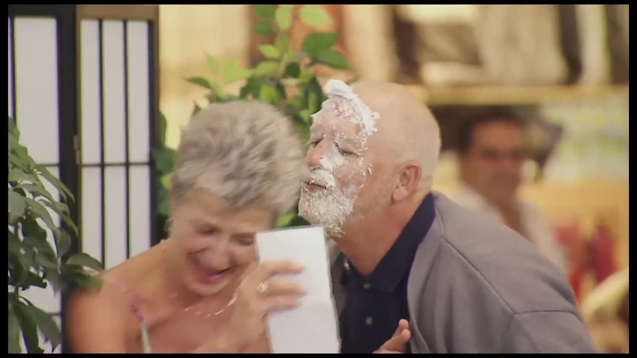 Man Pies Himself in the Face