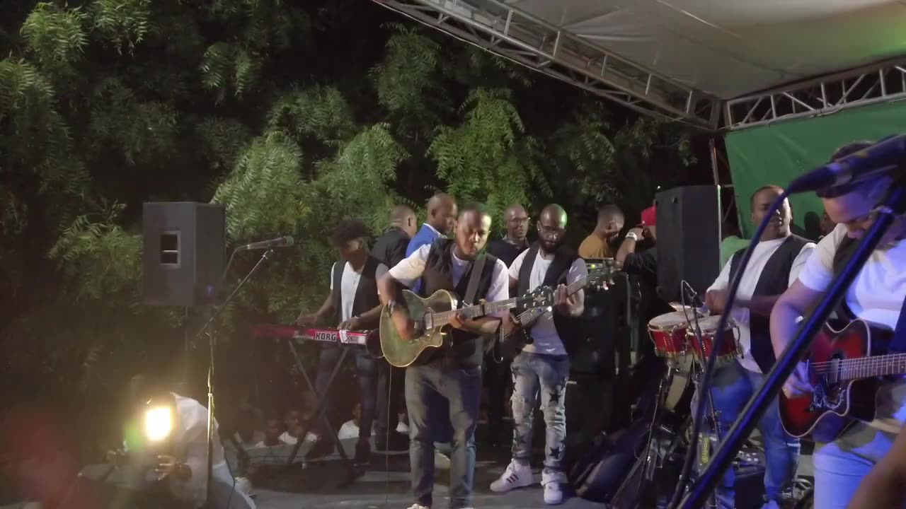 Ayendy En Concierto Fiesta Patronales Valle Juelo